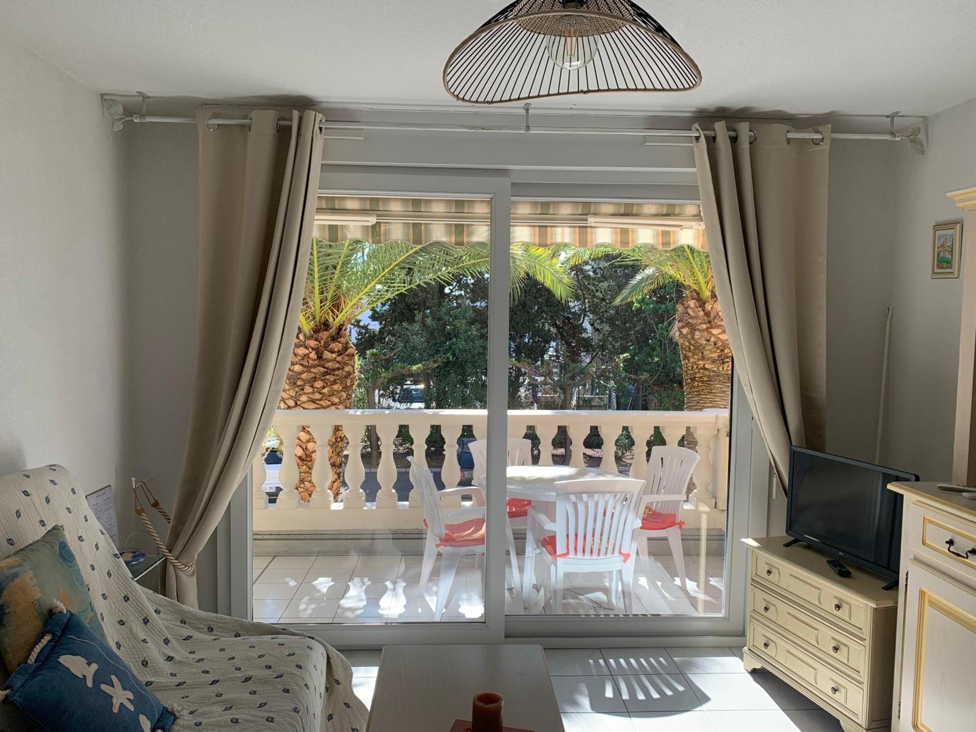 Le Tropical Apartment Fréjus Exterior photo